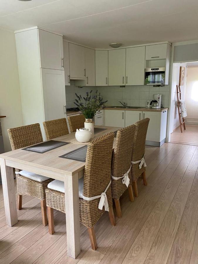 Bungalow Scheldezicht In Zeeland Dicht Bij Zee Scherpenisse Exteriör bild