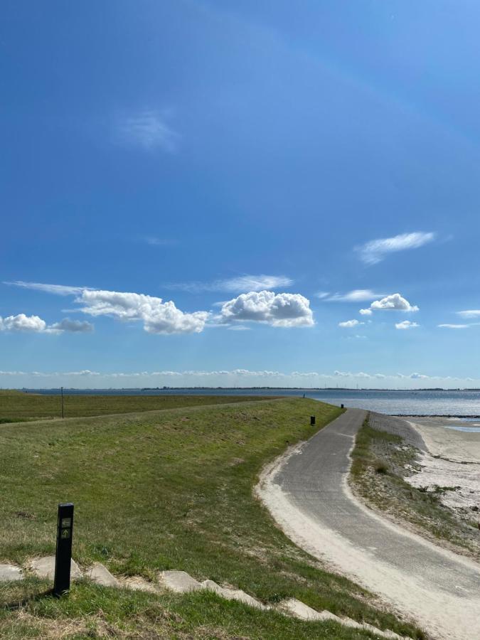 Bungalow Scheldezicht In Zeeland Dicht Bij Zee Scherpenisse Exteriör bild