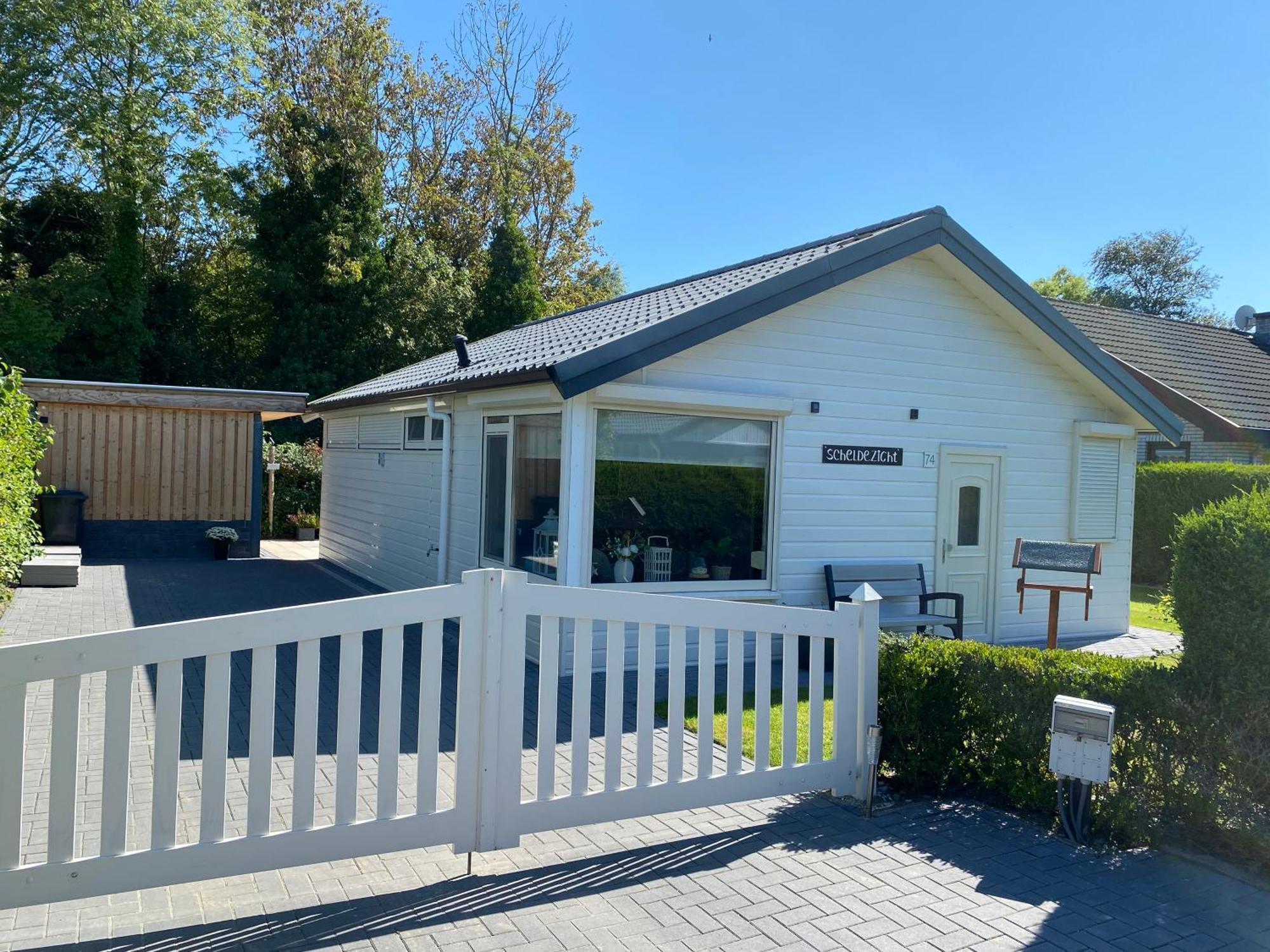 Bungalow Scheldezicht In Zeeland Dicht Bij Zee Scherpenisse Exteriör bild